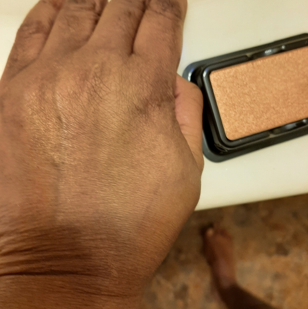 Face Shimmer - Picture 2 of 2